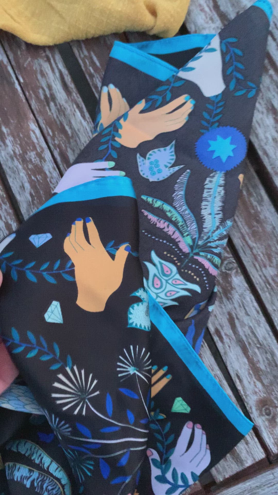 Lularoe disney leggings - Gem